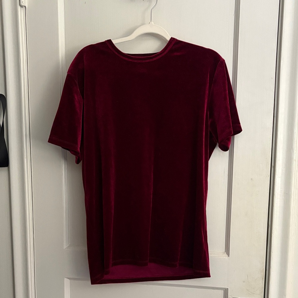 Forever 21 Velvet Maroon Men's Tee